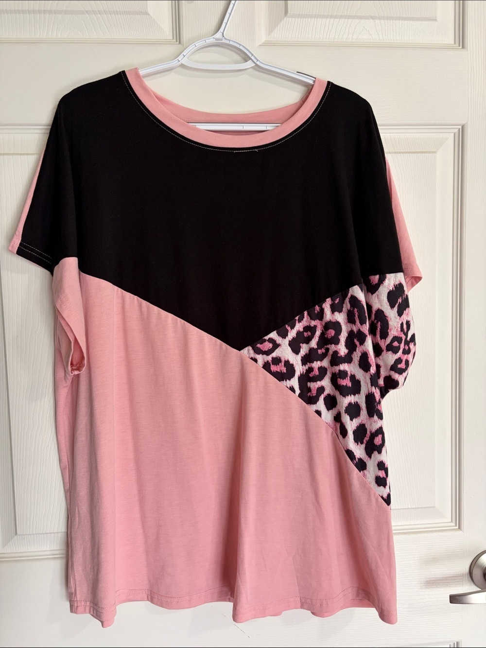 Colorblock Pink and Black Short Sleeve Tee with Leopard Accent NWOT
